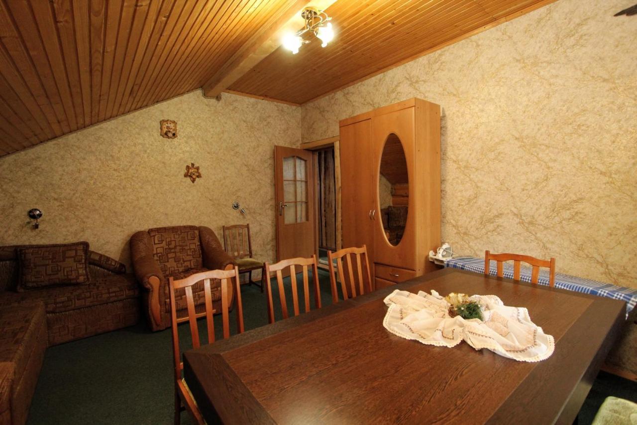 Complex "Shum Lisu" Apartment Tatariv Bagian luar foto