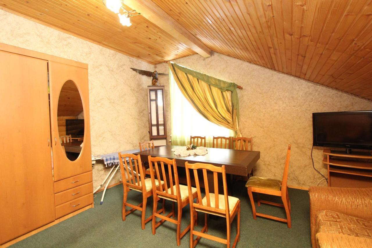 Complex "Shum Lisu" Apartment Tatariv Bagian luar foto
