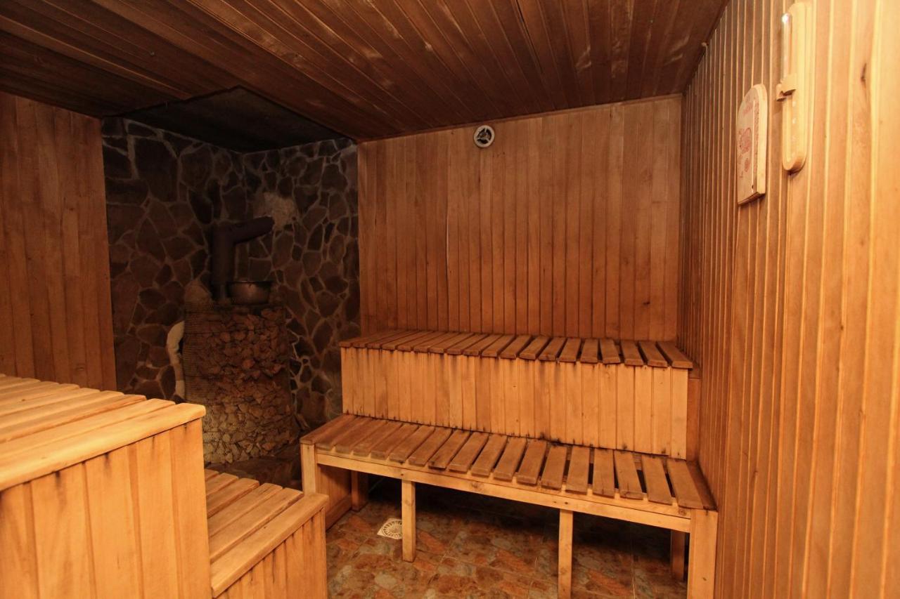 Complex "Shum Lisu" Apartment Tatariv Bagian luar foto