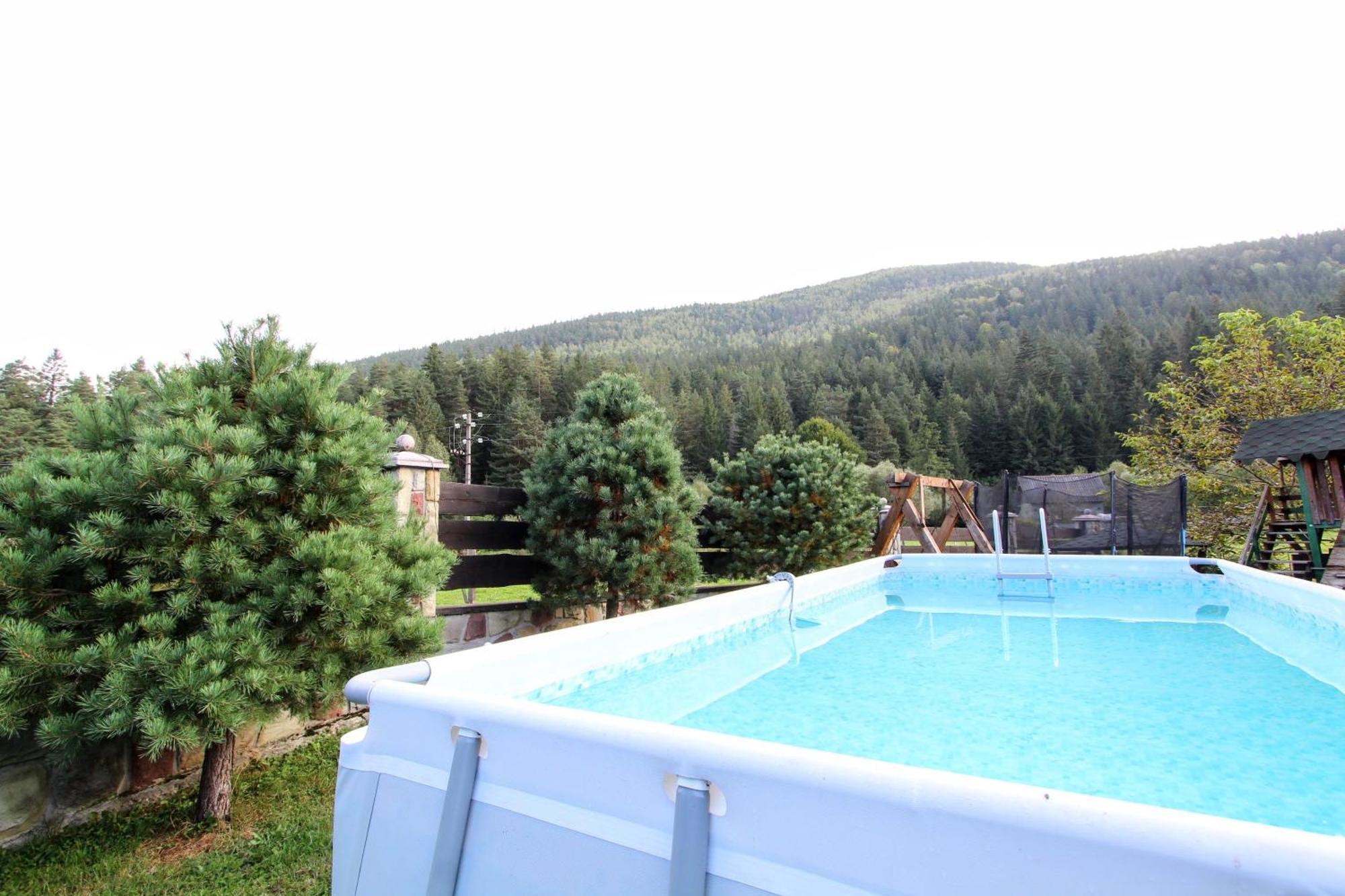 Complex "Shum Lisu" Apartment Tatariv Bagian luar foto